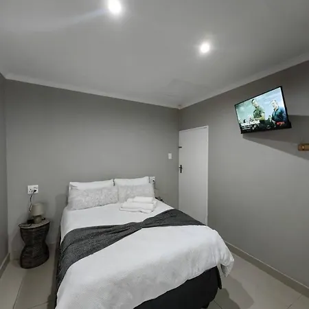 New Bali Guesthouse Newcastle Exterior photo