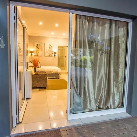 New Bali Guesthouse Newcastle Exterior photo